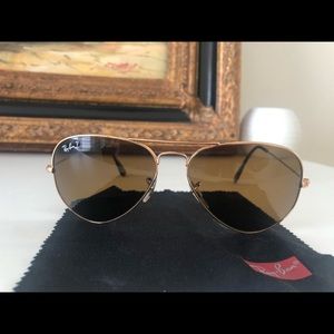 Ray-ban gold/polarized green aviator sunglasses 58-14